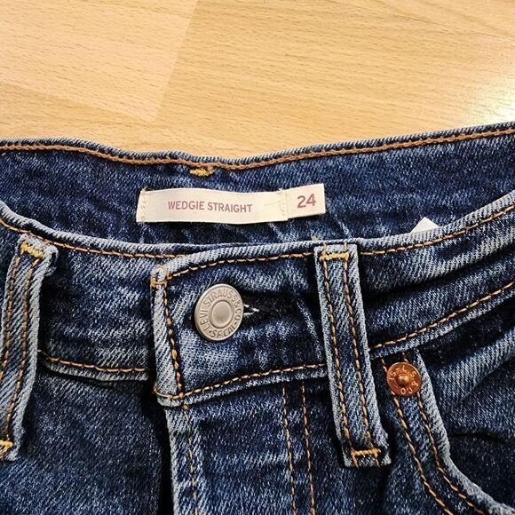 LEVI'S wedgie straight jeans - Picture 3 of 3